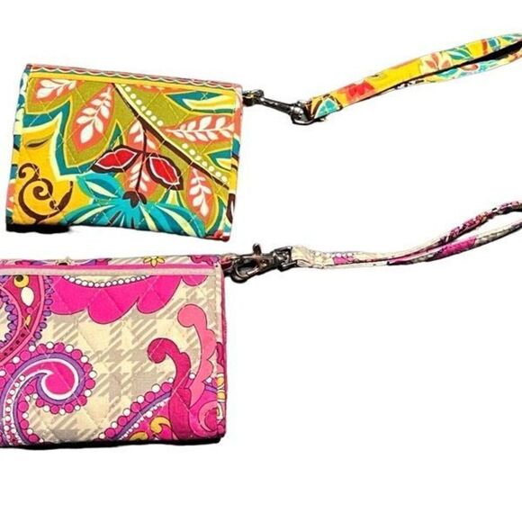 Vera Bradley Super Smart Wristlet Paisley Meets Plaid Phone Case Set of Two - Picture 2 of 3
